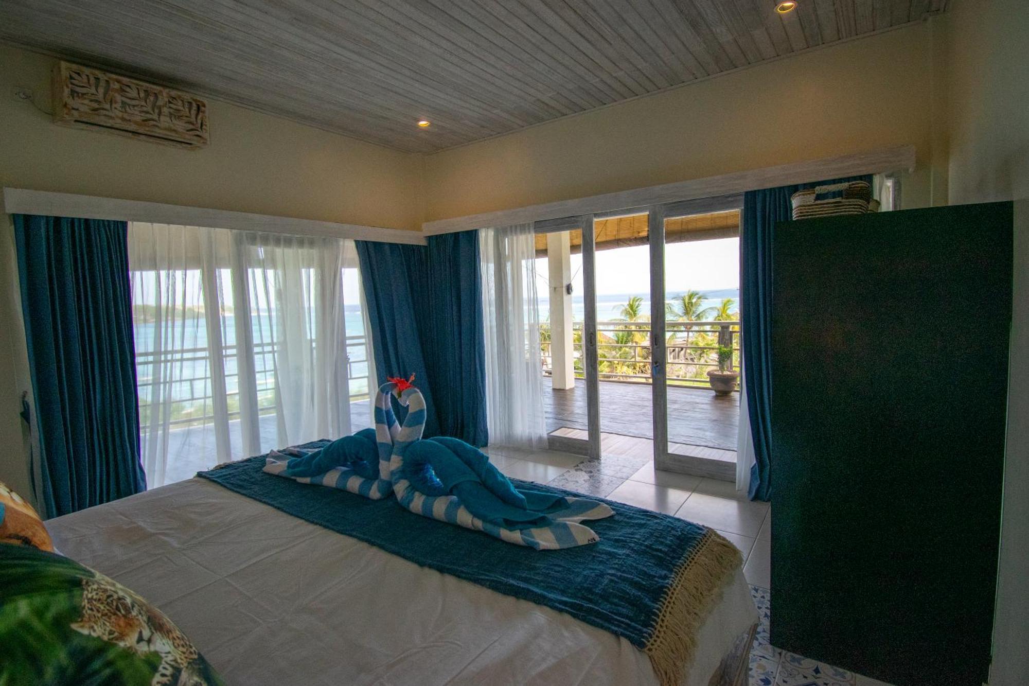 Nusa View - Oceanfront Rentals Lembongan Exterior foto